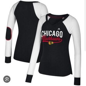 Adidas Womens NHL Chicago Blackhawks Raglan Long Sleeve V Neck Shirt Size Large